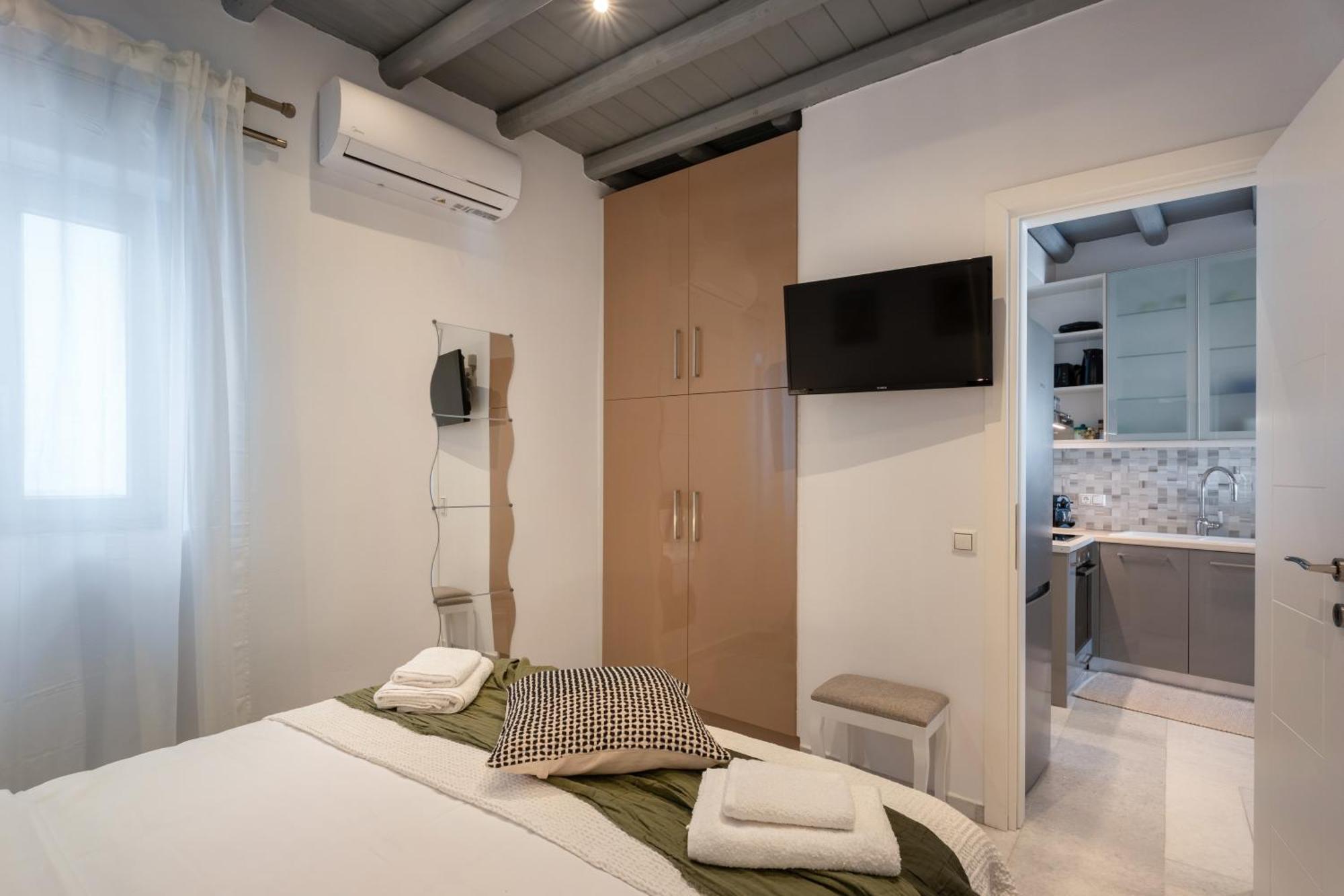 Caper-2 Bedroom Traditional Home With Amazing View Naoussa Exterior foto