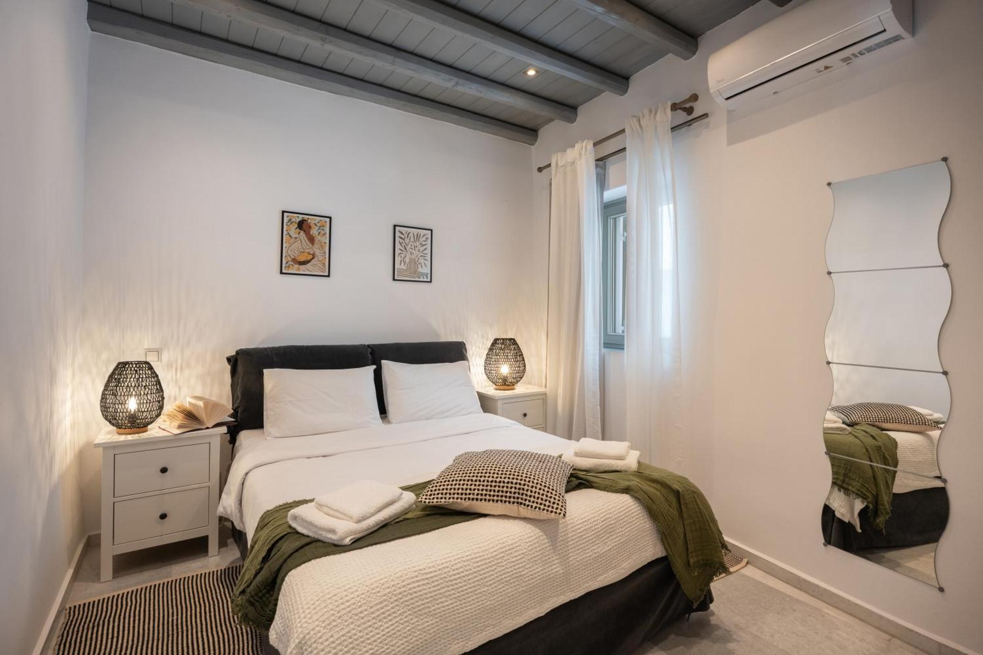 Caper-2 Bedroom Traditional Home With Amazing View Naoussa Exterior foto