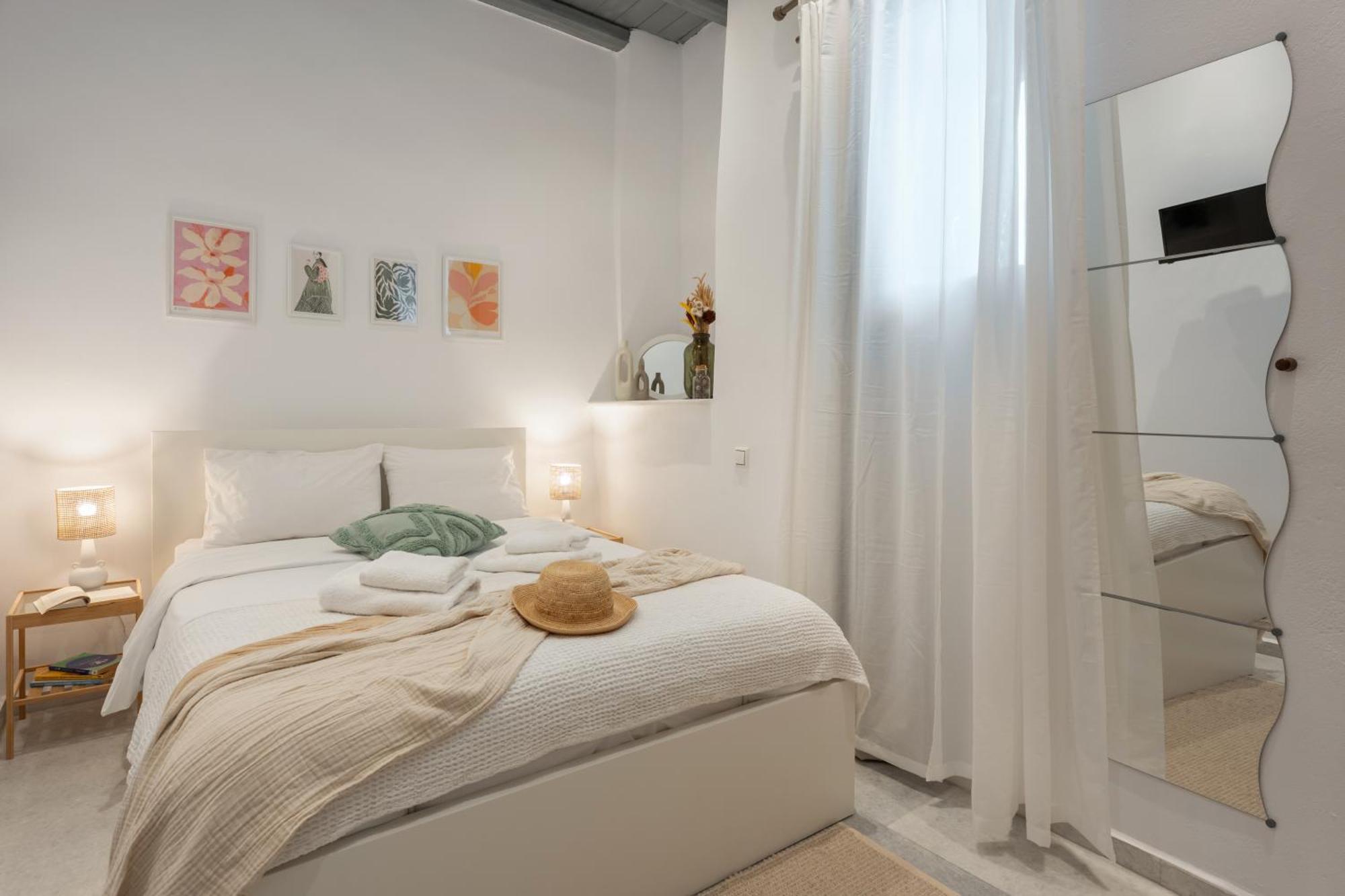 Caper-2 Bedroom Traditional Home With Amazing View Naoussa Exterior foto